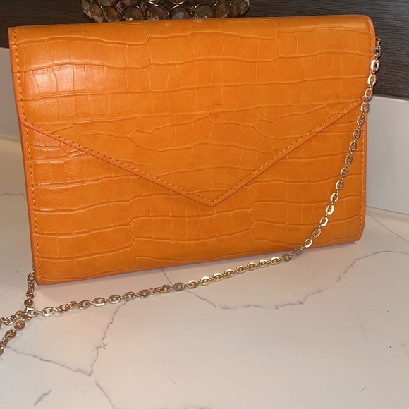 🥂Zara Orange Cross-Body Clutch - crocodile embossed - Picture 6 of 12